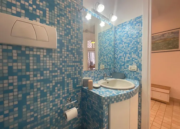 Appartamento Chiavari, Roma